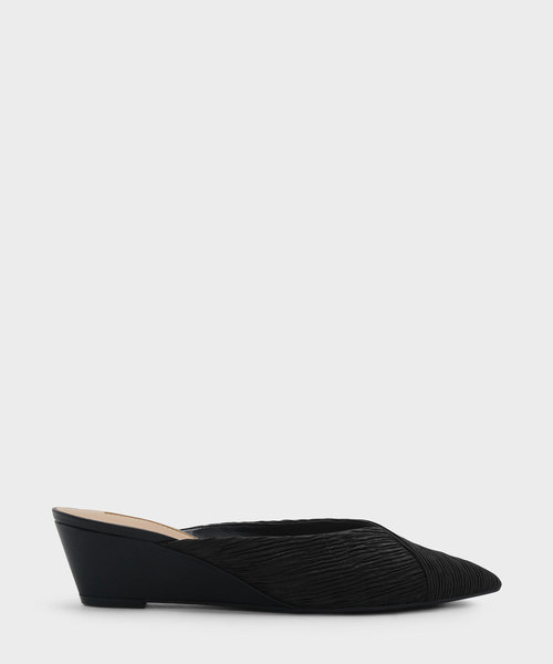 CHARLES & KEITH(チャールズ & キース)の「ブイウェッジムール / V WEDGE MULES(スリッポン・レディース・ホワイト/ブラック/ネイビー・23cm/25cm/24.5cm/22.5cm/23.5cm)」の1枚目の写真