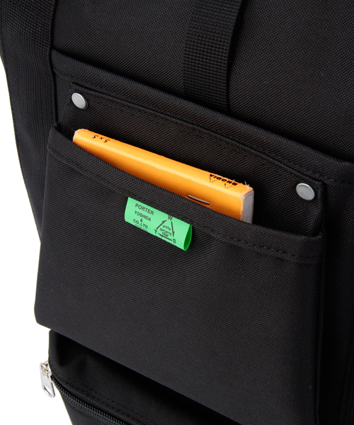PORTER（ポーター）の「PORTER UNION RUCKSACK <B印 YOSHIDA SELECT>（バックパック/リュック・メンズ・ブラック・ONE SIZE）」の13枚目の写真