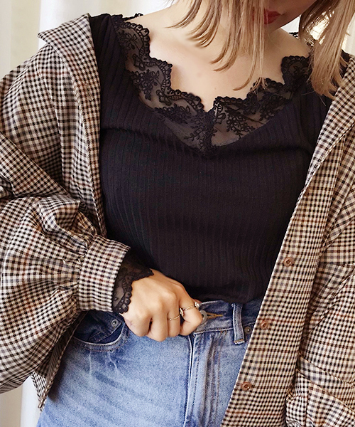 apres jour（アプレジュール）の「スカラップレースロングスリーブ【ZOZOTOWN限定アイテム】（Tシャツ/カットソー・レディース・オフホワイト/ブラック/ボルドー/ベージュ/モカ・フリー）」の9枚目の写真