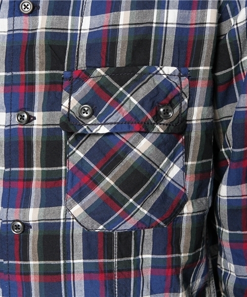 BEAMS（ビームス）の「□BEAMS / ビッグポケット タイトチェックシャツ　（シャツ/ブラウス・メンズ・ベージュ/レッド/ネイビー・SMALL/MEDIUM/LARGE/X-LARGE）」の7枚目の写真