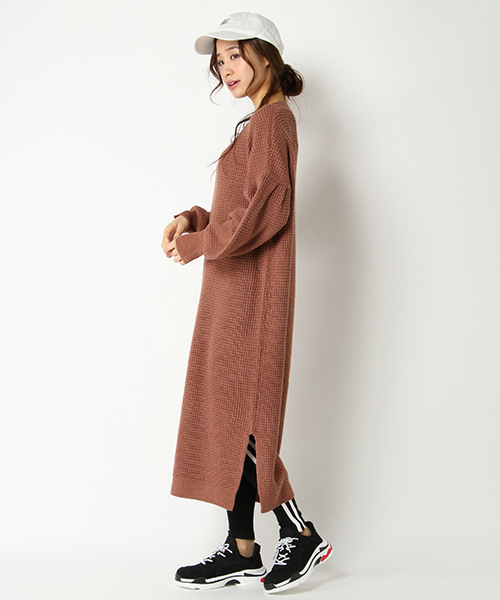 VENCEEXCHANGE（ヴァンスエクスチェンジ）の「ワッフルニットワンピース（ワンピース・レディース・ブラック/ブラウン/グレー・M）」の3枚目の写真