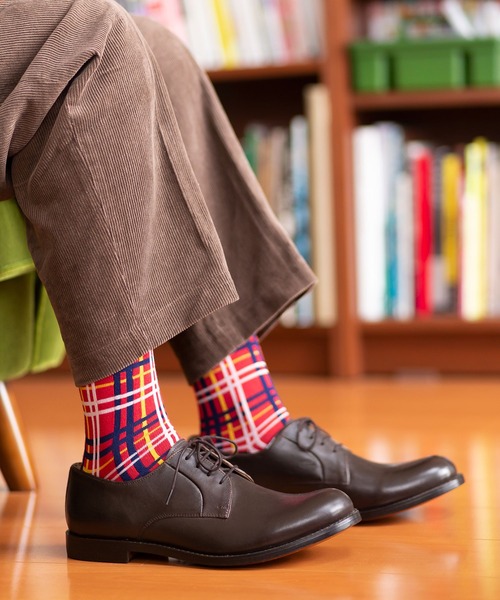 London Shoe Make(ロンドンシューメイク)の「チェック柄 / check 日本製 メンズソックス / London Shoe Make THE SOCKS 418901(ソックス/靴下・メンズ・グレー/レッド・25cm~27cm)」の8枚目の写真