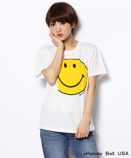WEGO（ウィゴー）の「WEGO/smileyface　BIG半袖Tシャツ（Tシャツ/カットソー・レディース・オフホワイト/ブラック・FREE）」の5枚目の写真