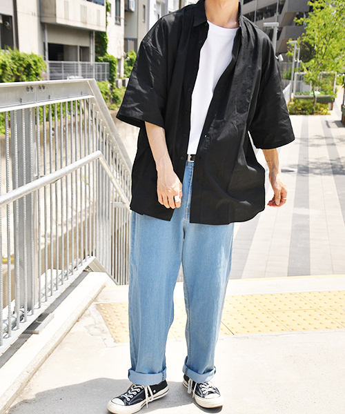 kutir(クティール)の「【ビッグシルエット】バックプリントシャツ(シャツ/ブラウス・メンズ・ホワイト/ブラック・MEDIUM/LARGE)」の6枚目の写真