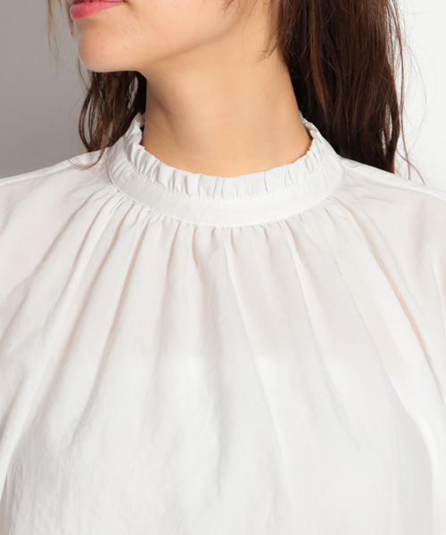 niko and...（ニコアンド）の「後ろリボンハイネックブラウス（シャツ/ブラウス・レディース・ブラック/ベージュ/オフホワイト・MEDIUM/LARGE）」の10枚目の写真