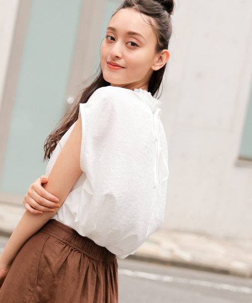 niko and...（ニコアンド）の「後ろリボンハイネックブラウス（シャツ/ブラウス・レディース・ブラック/ベージュ/オフホワイト・MEDIUM/LARGE）」の20枚目の写真