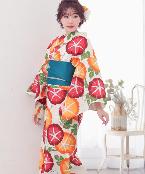 Ninarobe（ニーナローブ）の「浴衣3点セット (浴衣+平帯+下駄) (白地