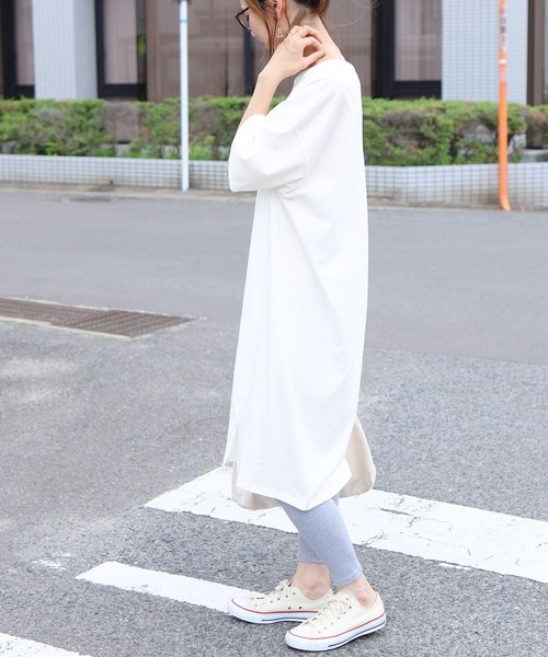 reca（レカ）の「ビッグシルエットTシャツワンピース（チュニック・レディース・ホワイト/モカ/ベージュ/ブラック/カーキ・FREE）」の6枚目の写真