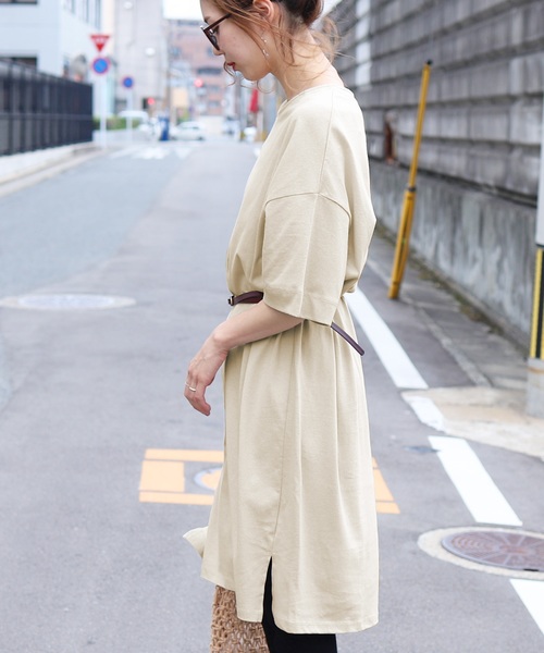 reca（レカ）の「ビッグシルエットTシャツワンピース（チュニック・レディース・ホワイト/モカ/ベージュ/ブラック/カーキ・FREE）」の13枚目の写真