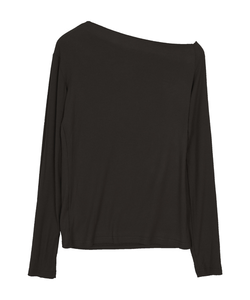 Ninarobe（ニーナローブ）の「[CLOSED] アシンメトリーオフショルダーカットソー（Tシャツ/カットソー・レディース・ホワイト/ブラック/ベージュ/グレー・M）」の11枚目の写真
