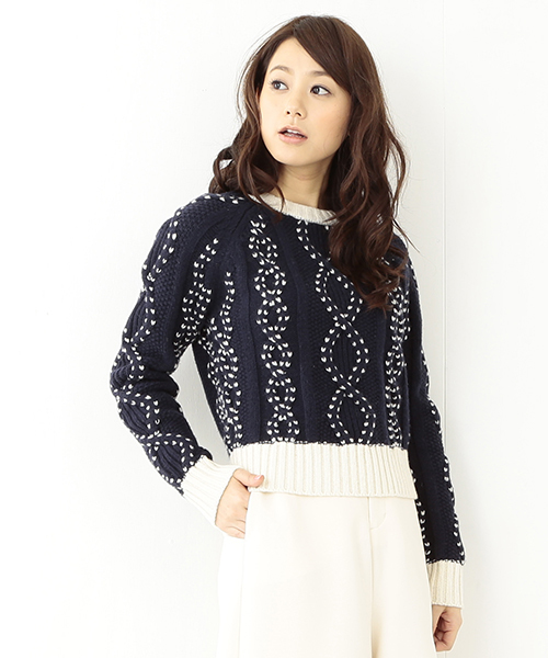 Ray BEAMS（レイビームス）の「YMC / クロップド ケーブルニット（ニット/セーター・レディース・ネイビー・ONE SIZE）」の10枚目の写真