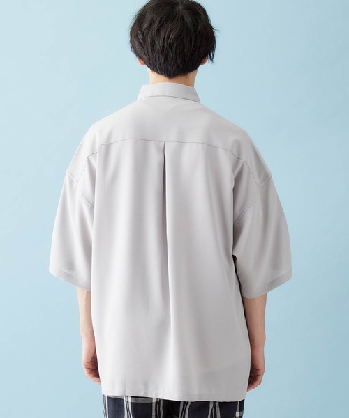 Mark Gonzales（マーク・ゴンザレス）の「Mark Gonzales/マークゴンザレス 別注 リラックスドレープ レギュラーカラーシャツ クレリックシャツ 1/2 sleeve CPOシャツ（シャツ/ブラウス・メンズ・ライトグレー/ブラック/ネイビー/オリーブ/グレー系その他/ベージュ系その他/ライトパープル/オレンジ系その他/ブラック系その他/ベージュ系その他3/ベージュ系その他2/グレイッシュベージュ/グレイッシュブルー/ブラック系その他2/ライラック/グレー系その他2・M/L）」の19枚目の写真