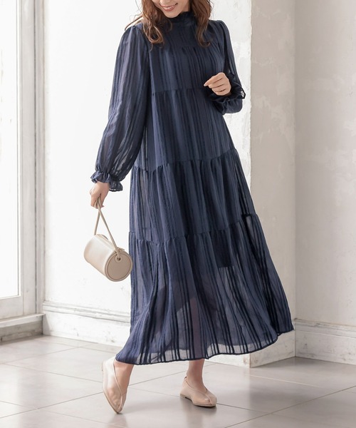 KOBE LETTUCE（コウベレタス）の「ティアードハイネックマキシワンピース（ワンピース・レディース・ミント/オフホワイト/ブラック/ネイビー・FREE）」の4枚目の写真