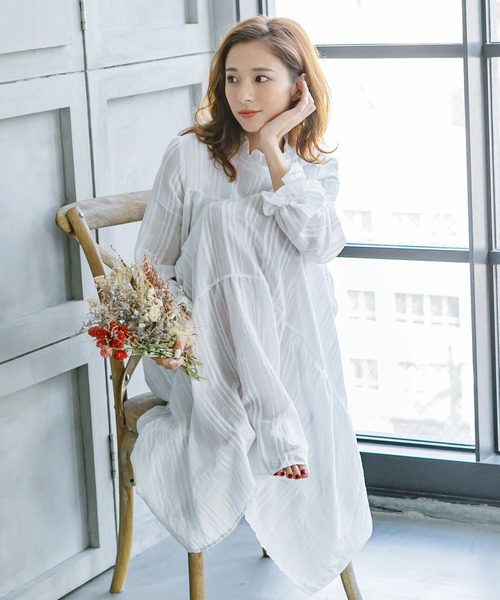 KOBE LETTUCE（コウベレタス）の「ティアードハイネックマキシワンピース（ワンピース・レディース・ミント/オフホワイト/ブラック/ネイビー・FREE）」の2枚目の写真