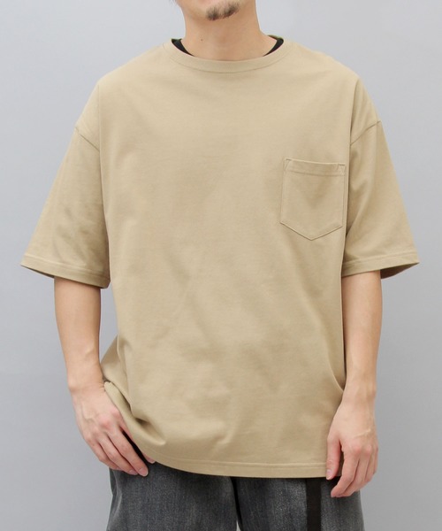 United Athle(ユナイテッドアスレ)の「5.6オンス ビッグシルエット ドロップショルダー ポケットTシャツ(Tシャツ/カットソー・メンズ・ホワイト/ブラック/グリーン/カーキ・L/M/XL)」の3枚目の写真