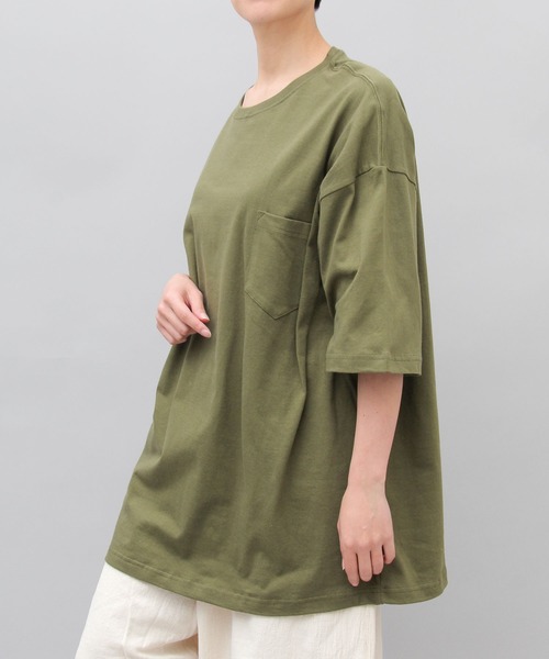 United Athle(ユナイテッドアスレ)の「5.6オンス ビッグシルエット ドロップショルダー ポケットTシャツ(Tシャツ/カットソー・メンズ・ホワイト/ブラック/グリーン/カーキ・L/M/XL)」の4枚目の写真