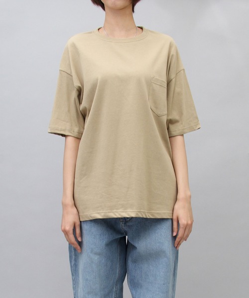 United Athle(ユナイテッドアスレ)の「5.6オンス ビッグシルエット ドロップショルダー ポケットTシャツ(Tシャツ/カットソー・メンズ・ホワイト/ブラック/グリーン/カーキ・L/M/XL)」の5枚目の写真