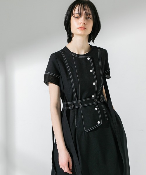 UNITED TOKYO（ユナイテッドトウキョウ）の「ステッチワークワンピース（ワンピース・レディース・ベージュ/ブラック・1/2）」の15枚目の写真