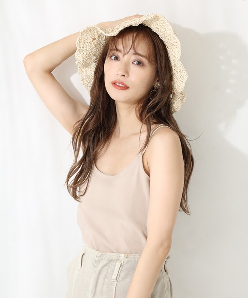 one after another NICE CLAUP（ワンアフターアナザーナイスクラップ）の「テレコクロスキャミ（キャミソール・レディース・オフホワイト/ベージュ/ブラック/ピンクベージュ/グリーン・FREE）」の4枚目の写真