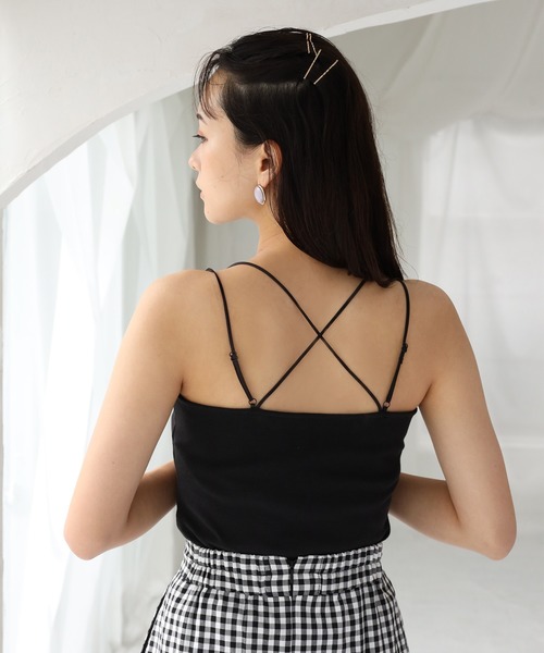 one after another NICE CLAUP（ワンアフターアナザーナイスクラップ）の「テレコクロスキャミ（キャミソール・レディース・オフホワイト/ベージュ/ブラック/ピンクベージュ/グリーン・FREE）」の3枚目の写真