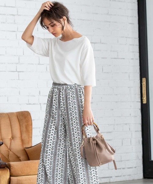 Edit Sheen(エディットシーン)の「バンブーハンドル巾着ハンドバッグ(ハンドバッグ・レディース・ブラック/ベージュ・FREE)」の12枚目の写真