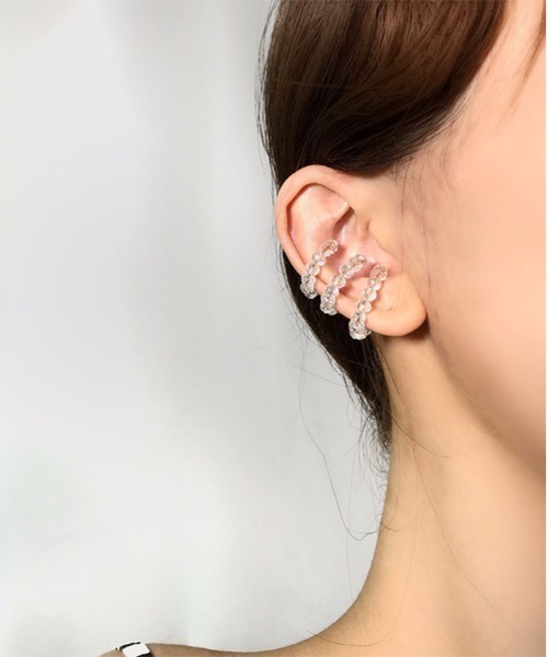 LA VORAGINE（ラ ヴォラジネ）の「デザイン　イヤーカフ（イヤーカフ・レディース・その他/C/K/S/A/I/Q/Y/その他2/その他4/その他5/その他3/B/H/P/X/G/O/W/J/R/Z/E/M/U/F/N/V/その他1/D/L/T/その他8/その他9/その他10/その他11/その他6/その他7/その他12/その他13/その他16/その他22/その他23/その他24/その他17/その他18/その他19/その他20/その他21/その他31/その他26/その他27/その他28/その他29/その他30/その他25/その他14・FREE）」の17枚目の写真