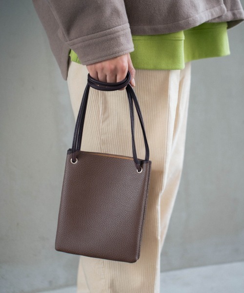 RAGEBLUE（レイジブルー）の「レザータッチミニショルダーバッグ/924130（ショルダーバッグ・メンズ・ホワイト/ブラック/ベージュ/ブラウン/オフホワイト/シルバー/サックスブルー/ブラック系その他/オリーブ/ベージュ系その他・FREE）」の6枚目の写真