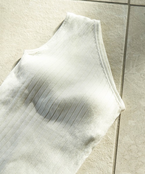 ROPE' PICNIC（ロペピクニック）の「ワンショルカップ付インナー（タンクトップ・レディース・オフホワイト/ブラック/ブラウン・36/38）」の12枚目の写真