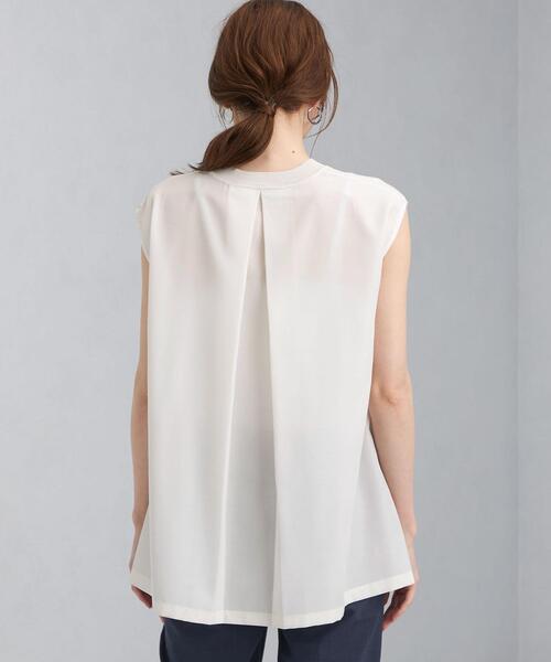 green label relaxing（グリーンレーベルリラクシング）の「[ 手洗い可能 ] CB コットン NY ドッキング ノースリーブ プルオーバー ニット（ニット/セーター・レディース・ネイビー/オフホワイト/オリーブ・FREE）」の4枚目の写真