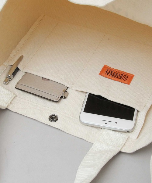 UNIVERSAL OVERALL(ユニバーサルオーバーオール)の「スーベニアコットン 2WAY キャンバスショルダートート(トートバッグ・メンズ・ホワイト/ブラック/ホワイト系その他/ブラック系その他・FREE)」の13枚目の写真