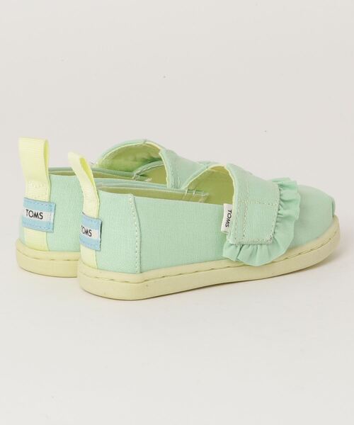TOMS（トムス）の「パステルグリーンキャンバス ラッフル タイニー アルパルガータ（スリッポン・キッズ・グリーン・16.0cm/13.0cm/17.5cm/15.0cm/17.0cm/14.0cm）」の3枚目の写真