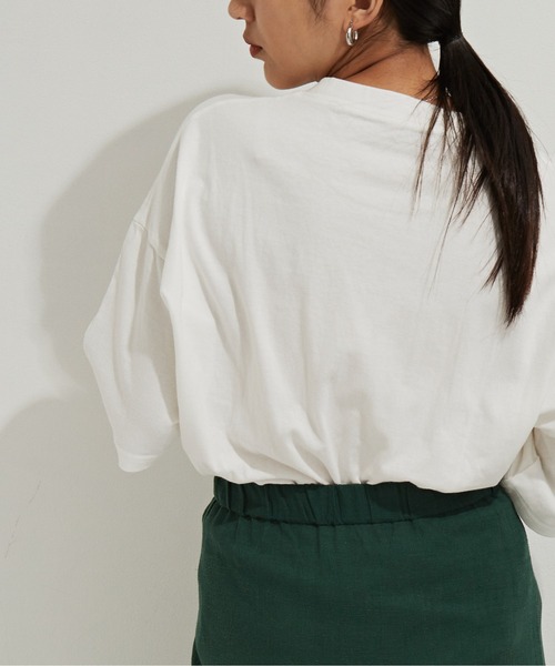 Auntie Rosa Holiday（アンティローザホリデー）の「ビッグカレッジロゴプリントTシャツ（Tシャツ/カットソー・レディース・アイボリー/チャコールグレー/オフホワイト・FREE）」の10枚目の写真