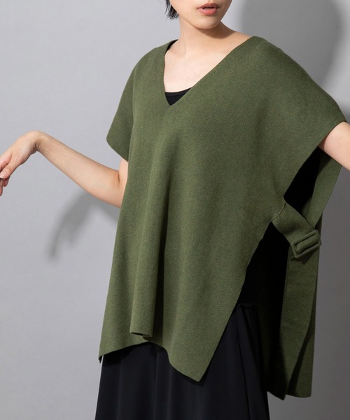 Munich(ミューニック)の「カシミアコットンフルニードル ポンチョベスト(ニット/セーター・レディース・カーキ/モカ/ブラック・FREE)」の7枚目の写真