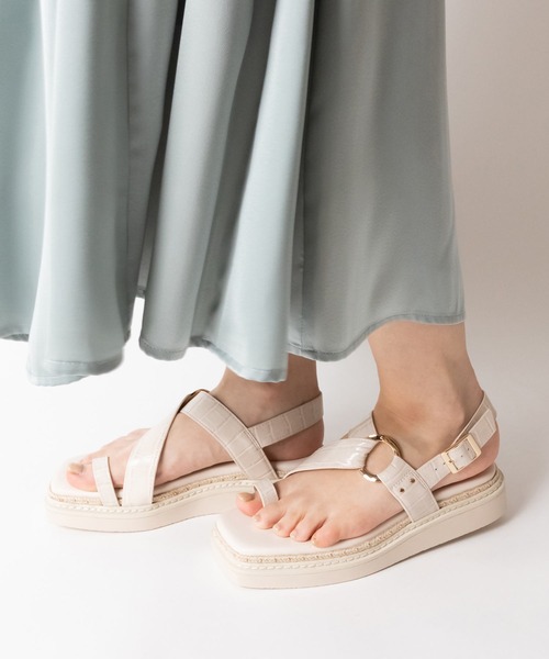 RANDA(ランダ)の「ストレスフリー/ジュート×スタッズトングスポーツサンダル(サンダル・レディース・ブラック/ベージュ/クリーム・LL/S/M/L)」の3枚目の写真