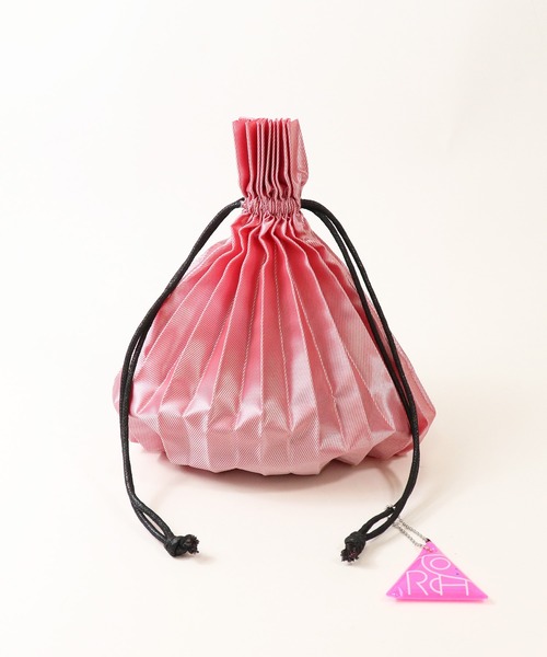 salle de bal（サルデバル）の「プリーツドローバッグ PLEATS BAG  巾着エコバッグ（ショルダーバッグ・レディース・ブラック/ベージュ/ブラウン/ピンク/ブルー/グリーン・FREE）」の15枚目の写真