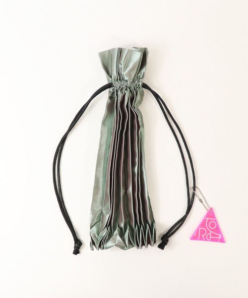 salle de bal（サルデバル）の「プリーツドローバッグ PLEATS BAG  巾着エコバッグ（ショルダーバッグ・レディース・ブラック/ベージュ/ブラウン/ピンク/ブルー/グリーン・FREE）」の17枚目の写真