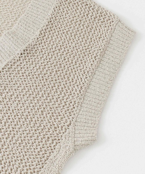 URBAN RESEARCH（アーバンリサーチ）の「透かし柄ニットベスト（ベスト・レディース・ブラック/アイボリー/ベージュ・FREE）」の14枚目の写真