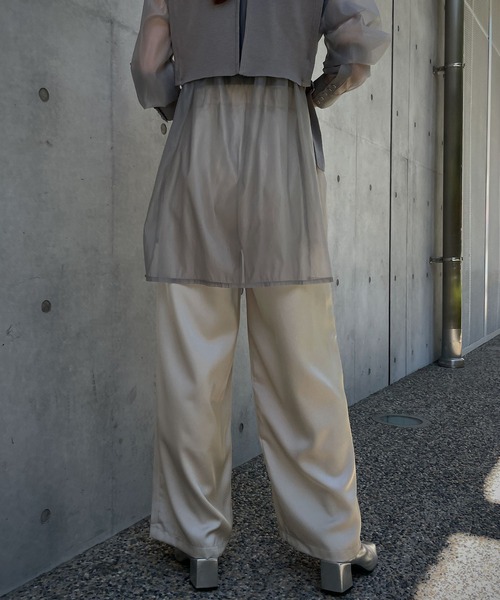 &g'aime（アンジェム）の「【&g'aime】サテンワイドタックパンツ（スラックス・レディース・ブラック/アイボリー/ライトカーキ・FREE）」の10枚目の写真