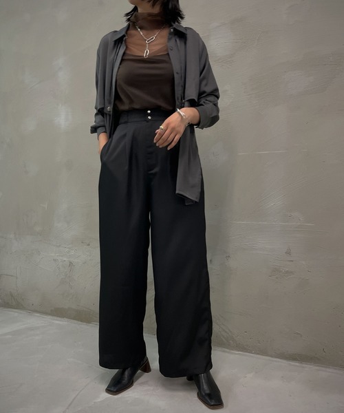 &g'aime（アンジェム）の「【&g'aime】サテンワイドタックパンツ（スラックス・レディース・ブラック/アイボリー/ライトカーキ・FREE）」の11枚目の写真