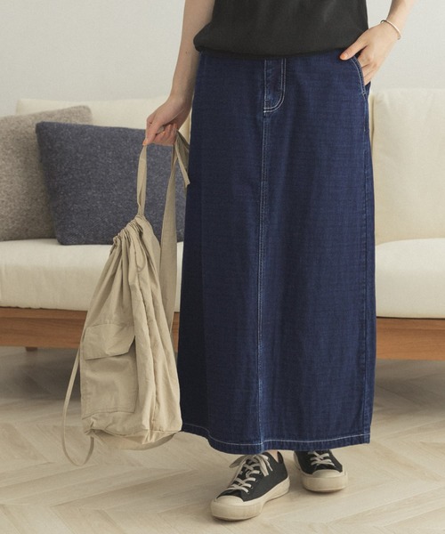 FORK&SPOON(フォークアンドスプーン)の「FORK&SPOON 接結デニムロングスカート(スカート・レディース・ブラック/ブルー・2/1)」の21枚目の写真