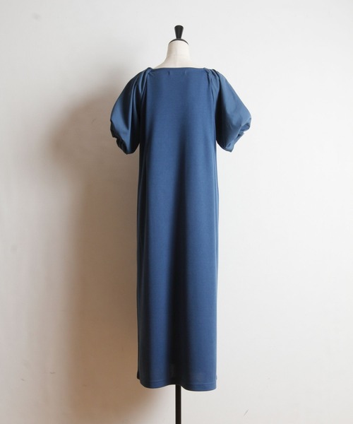tocco closet（トッコ　クローゼット）の「布帛バルーンスリーブポンチワンピース（ワンピース・レディース・ブラック/ブルー・M）」の16枚目の写真
