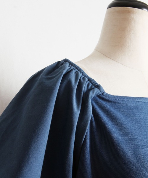 tocco closet（トッコ　クローゼット）の「布帛バルーンスリーブポンチワンピース（ワンピース・レディース・ブラック/ブルー・M）」の8枚目の写真