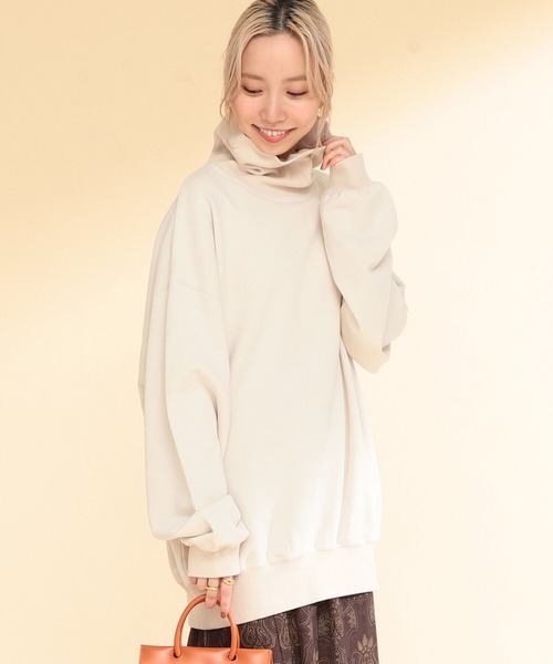 Ray BEAMS(レイビームス)の「【WEB限定】Ray BEAMS / スウェット ビッグ ハイネック プルオーバー(スウェット・レディース・ブラック/ベージュ/ライトブルー・ONE SIZE)」の6枚目の写真