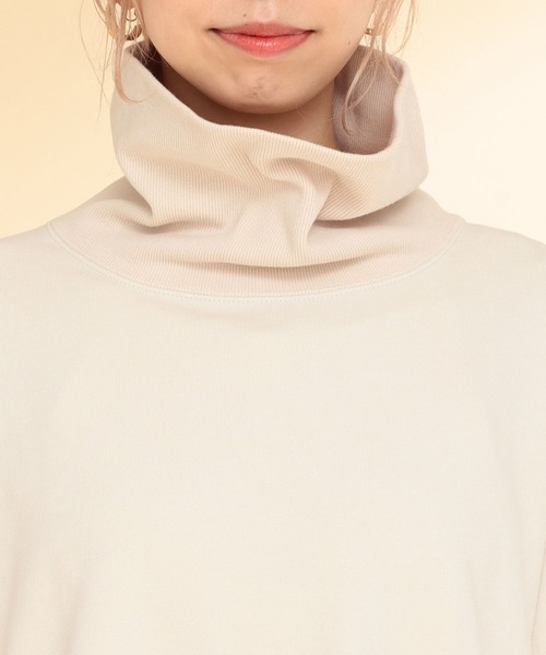 Ray BEAMS(レイビームス)の「【WEB限定】Ray BEAMS / スウェット ビッグ ハイネック プルオーバー(スウェット・レディース・ブラック/ベージュ/ライトブルー・ONE SIZE)」の13枚目の写真