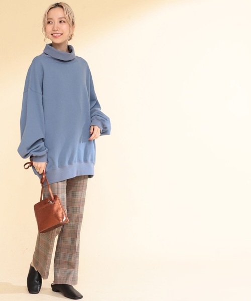 Ray BEAMS(レイビームス)の「【WEB限定】Ray BEAMS / スウェット ビッグ ハイネック プルオーバー(スウェット・レディース・ブラック/ベージュ/ライトブルー・ONE SIZE)」の19枚目の写真