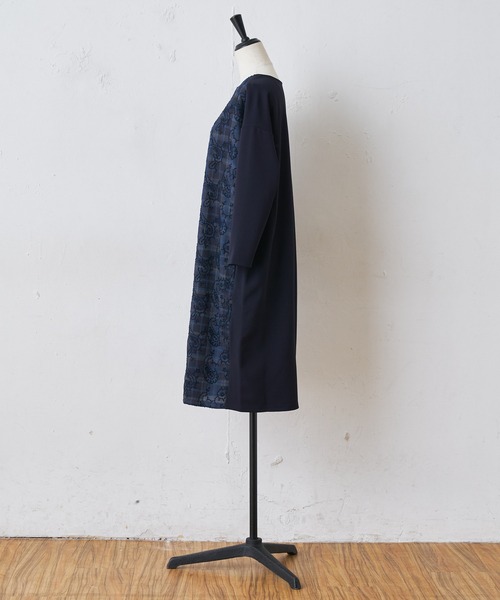 BEARDSLEY（ビアズリー）の「ペイズリー刺繍ワンピース（ワンピース・レディース・グレー/ネイビー・FREE）」の15枚目の写真