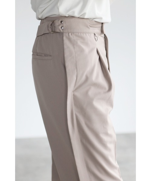 CREARE -LINO-(クレアーレリノ)の「サイドベルト スラックパンツ<セットアップ可>(スラックス・メンズ・ブラック/グレイッシュベージュ/カーキ・MEDIUM/LARGE)」の7枚目の写真