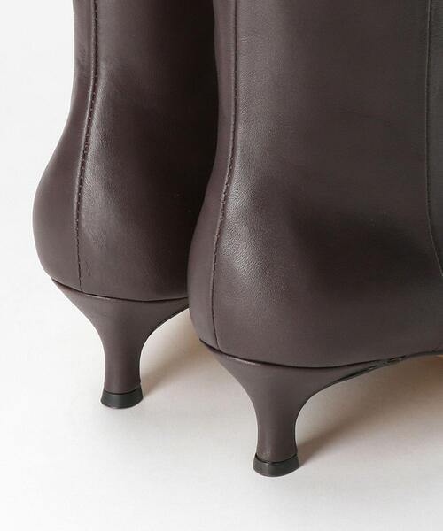 ARRUM(アールム)の「<Arrum>レザーポインテッドトゥ ショートブーツ(ブーツ・レディース・オフホワイト/ダークブラウン・38/37h/36h/37/36)」の12枚目の写真