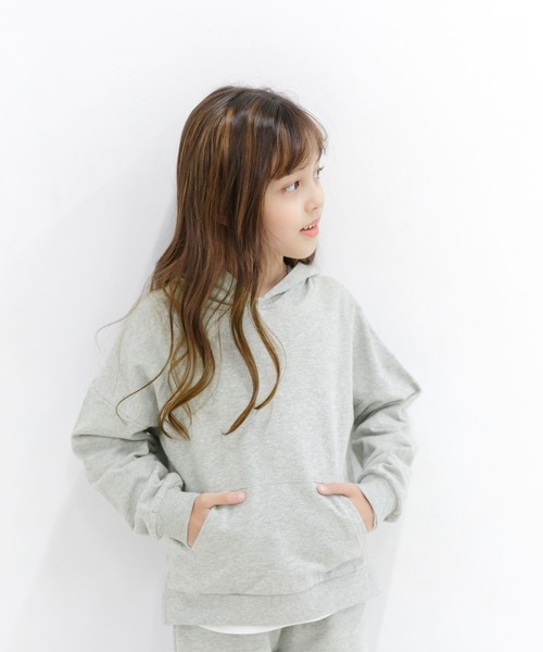 Bee des Bee（ビーデスビー）の「長袖パーカー（パーカー・キッズ・ホワイト/チャコールグレー/グリーン/杢グレー/ブルー系その他/ライトグレー/テラコッタ・120cm/140cm/110cm/100cm/130cm/150cm）」の4枚目の写真