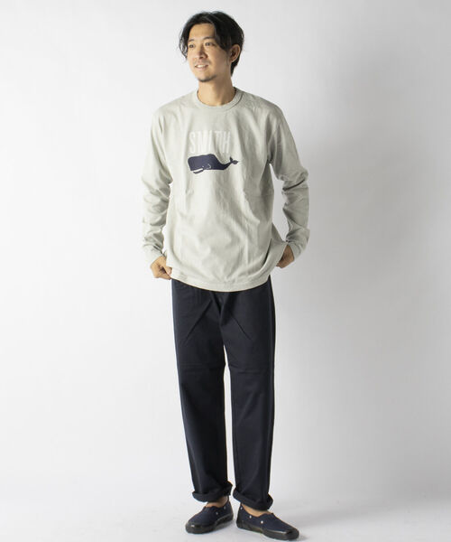 BARNS OUTFITTERS（バーンズアウトフィッターズ）の「【BARNS OUTFITTERS/バーンズアウトフィッターズ】別注 プリント ロングスリーブTシャツ ロンT（Tシャツ/カットソー・メンズ・ライトグレー/ホワイト・L/S/M）」の5枚目の写真
